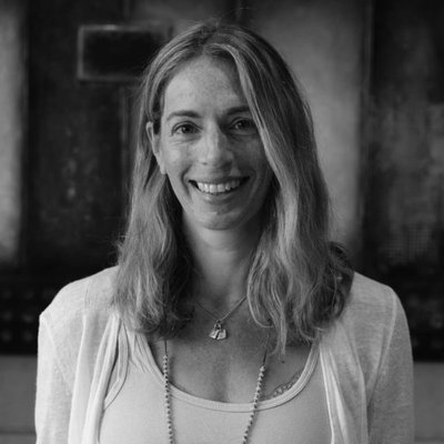 Black and white portrait of Cindy Kaplan